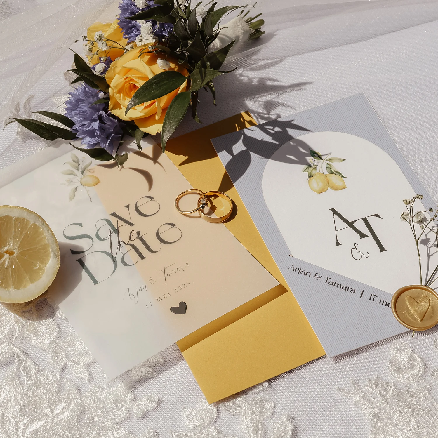 Complete stationery met vrolijke zomer kleuren in Italiaanse sfeer.